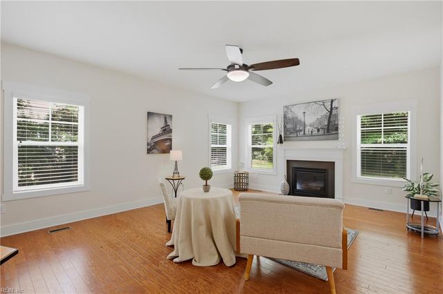 7551 English Boxwood LN, Quinton, VA 23141