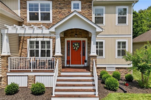 7551 English Boxwood LN, Quinton, VA 23141
