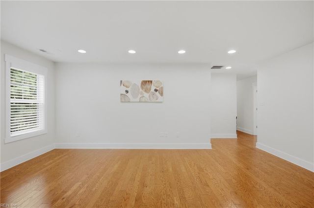7551 English Boxwood LN, Quinton, VA 23141