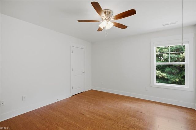 7551 English Boxwood LN, Quinton, VA 23141
