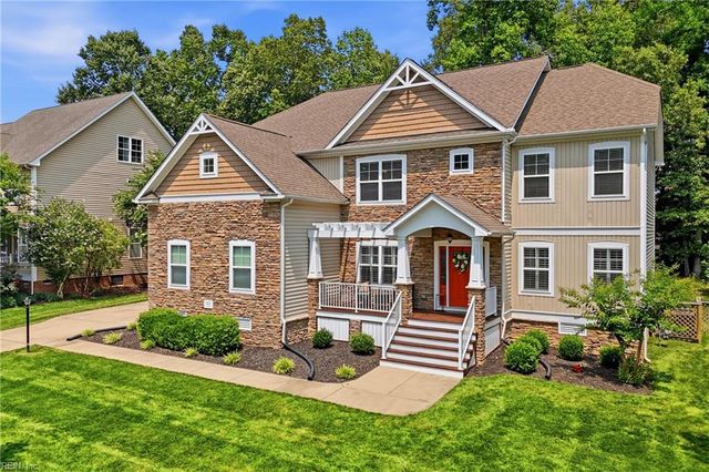 7551 English Boxwood LN, Quinton, VA 23141