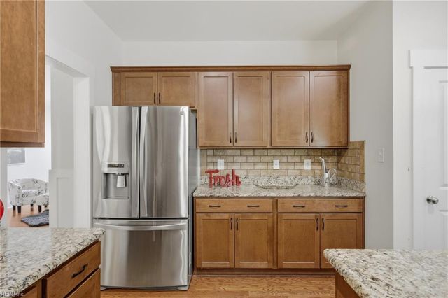 7551 English Boxwood LN, Quinton, VA 23141
