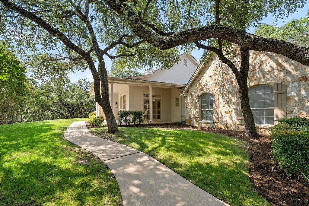 1881 County Road 414, Spicewood, TX 78669