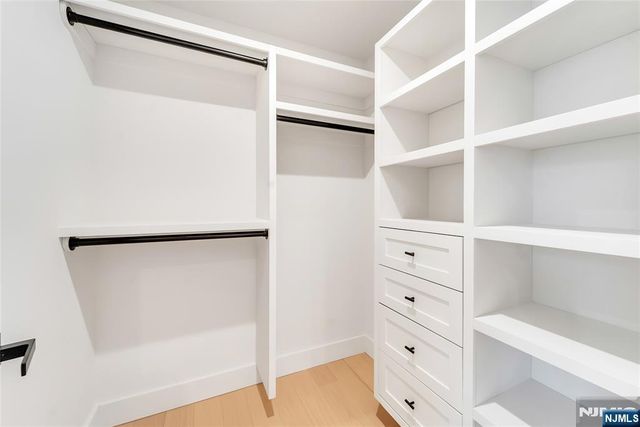 2220 Mackay Avenue B, Fort Lee, NJ 07024