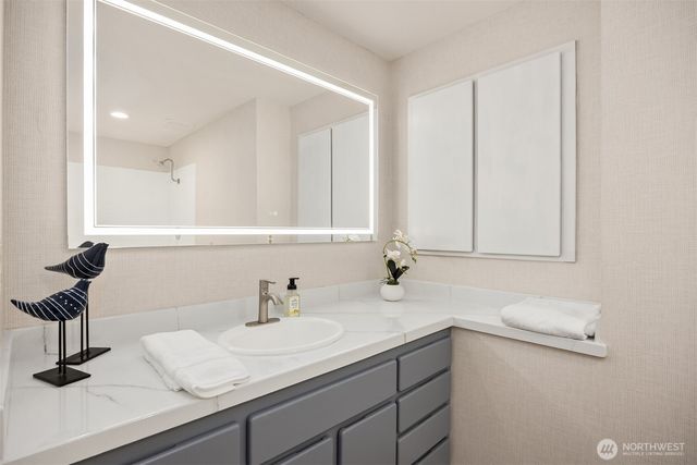 5981 Lynwood Center Road NE, Bainbridge Island, WA 98110