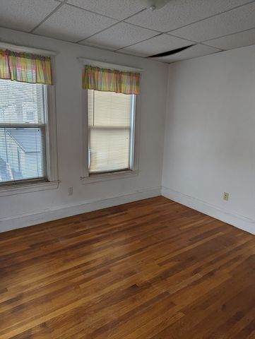 545 Revere St 2R, Revere, MA 02151