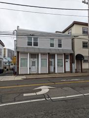 545 Revere St 2R, Revere, MA 02151