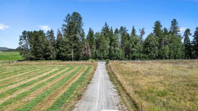 8715 W Antler Rd, Deer Park, WA 99006