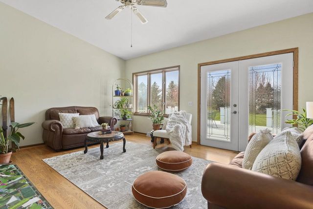 4633 Toepfer Road, Middleton, WI 53562