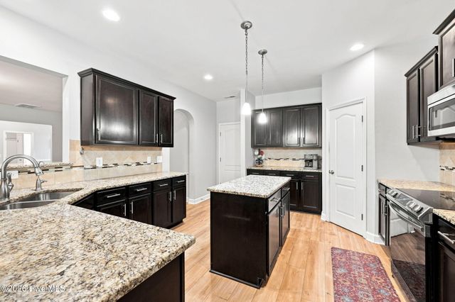 108 Katydid Court, Hampstead, NC 28443