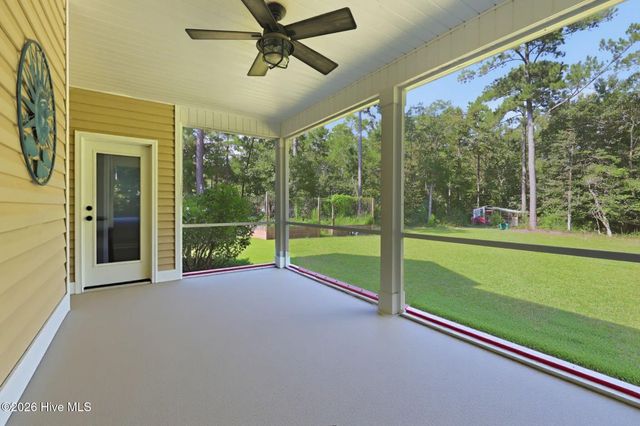 108 Katydid Court, Hampstead, NC 28443
