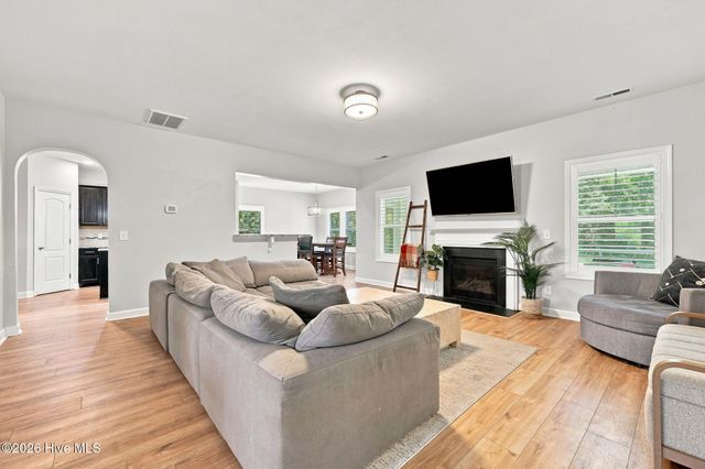 108 Katydid Court, Hampstead, NC 28443
