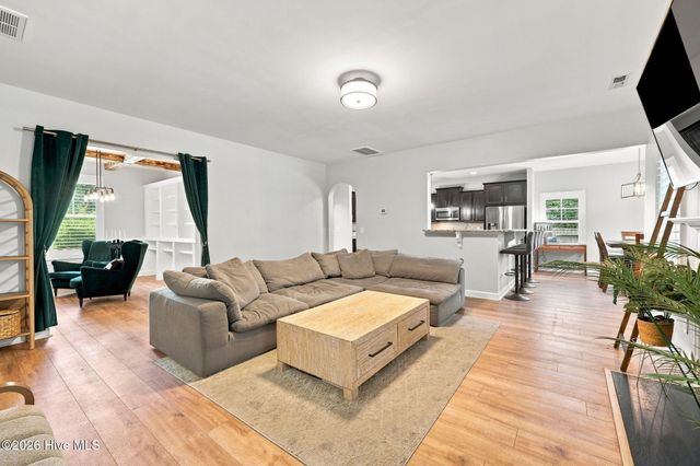 108 Katydid Court, Hampstead, NC 28443