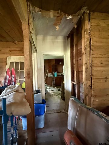 615 Quitman, Pittsburg, TX 75686