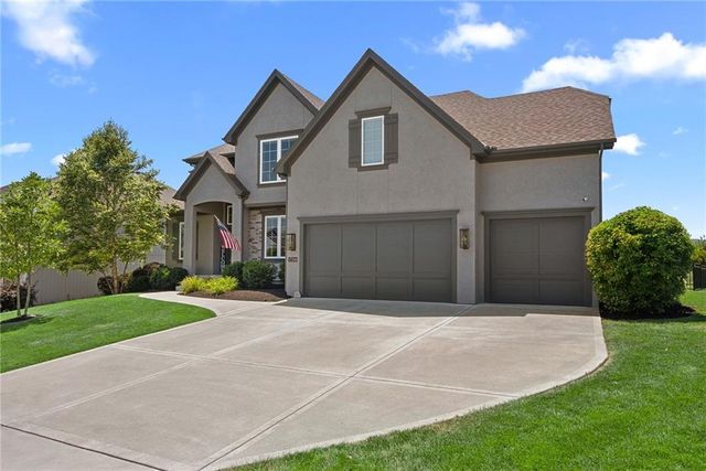 17200 Melrose Street, Overland Park, KS 66221