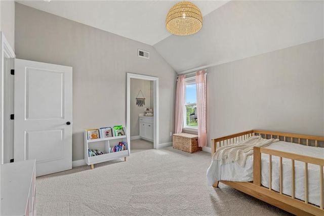 17200 Melrose Street, Overland Park, KS 66221