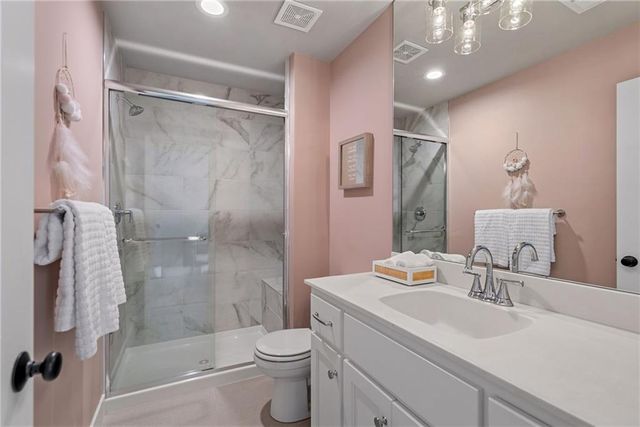 17200 Melrose Street, Overland Park, KS 66221