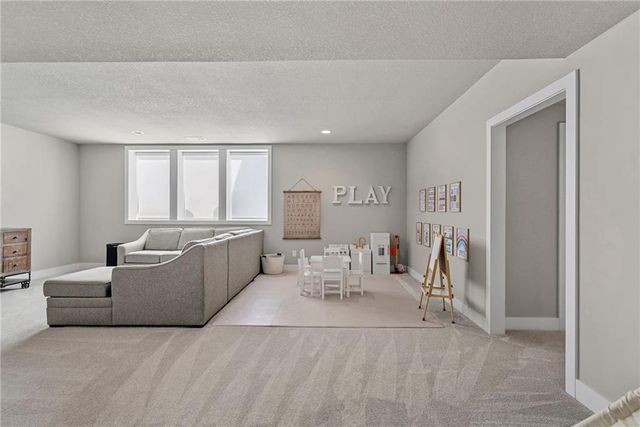 17200 Melrose Street, Overland Park, KS 66221