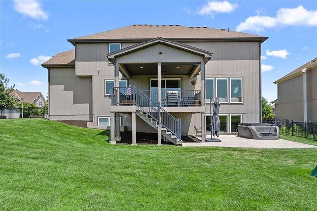 17200 Melrose Street, Overland Park, KS 66221