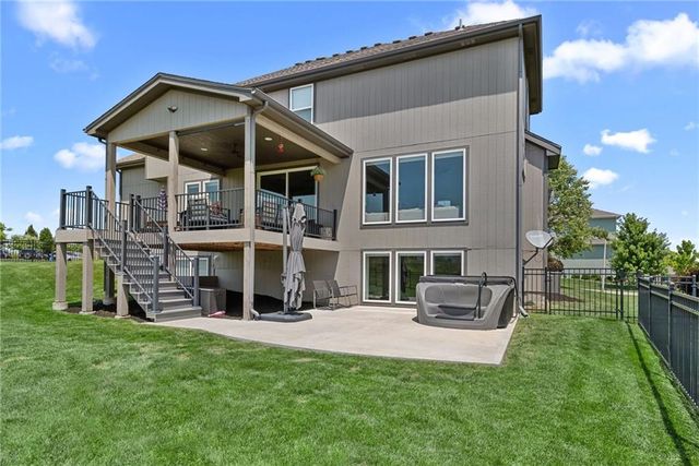 17200 Melrose Street, Overland Park, KS 66221