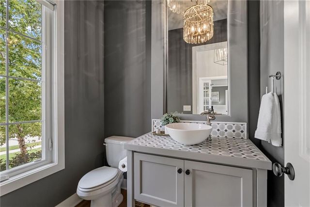17200 Melrose Street, Overland Park, KS 66221