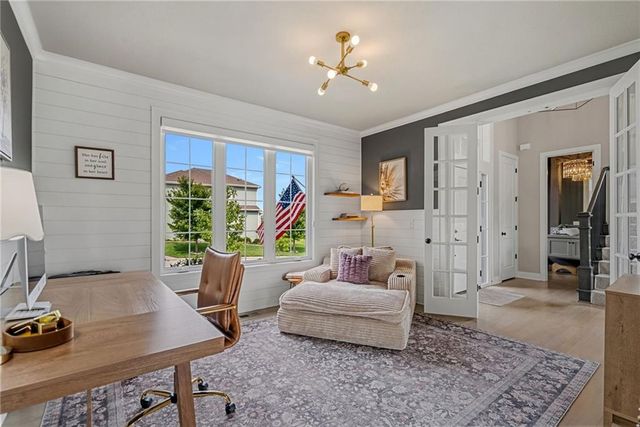 17200 Melrose Street, Overland Park, KS 66221