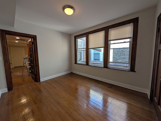 3050 N Milwaukee Avenue 2R, Chicago, IL 60618