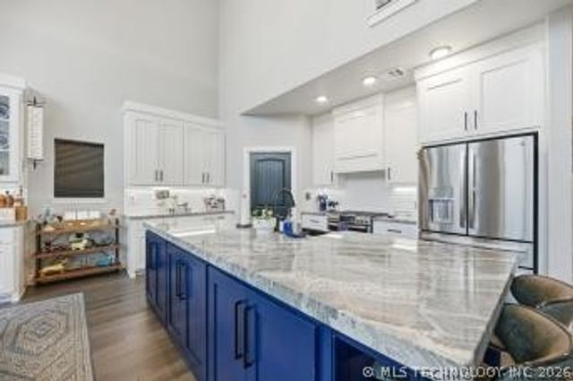 73015 Whispering Oaks Drive, Wagoner, OK 74467