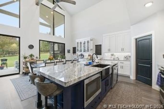 73015 Whispering Oaks Drive, Wagoner, OK 74467