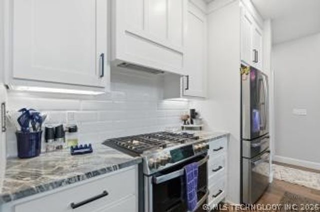 73015 Whispering Oaks Drive, Wagoner, OK 74467