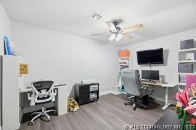 73015 Whispering Oaks Drive, Wagoner, OK 74467