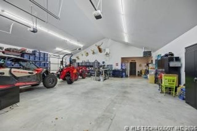 73015 Whispering Oaks Drive, Wagoner, OK 74467