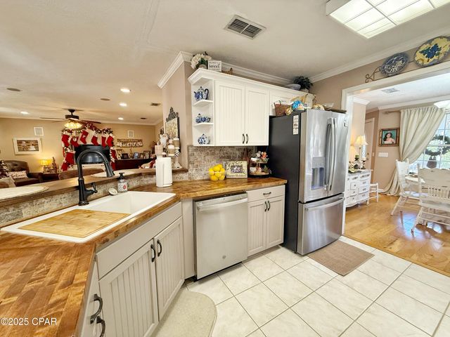 3243 5th Street, Marianna, FL 32446