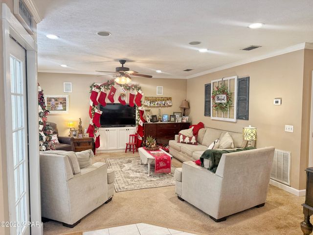 3243 5th Street, Marianna, FL 32446