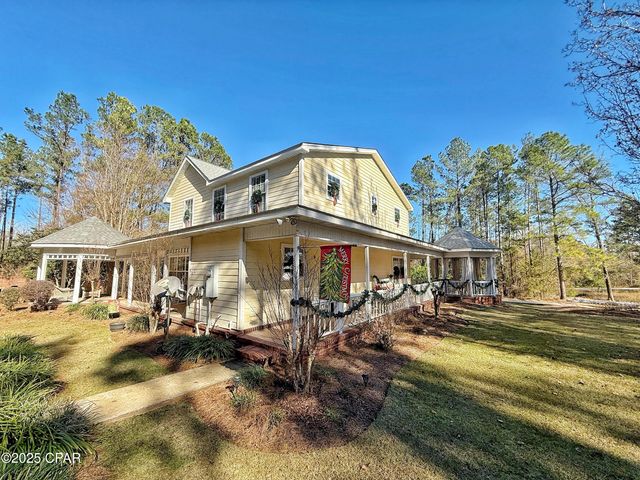 3243 5th Street, Marianna, FL 32446