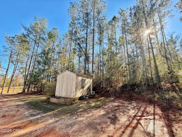 3243 5th Street, Marianna, FL 32446