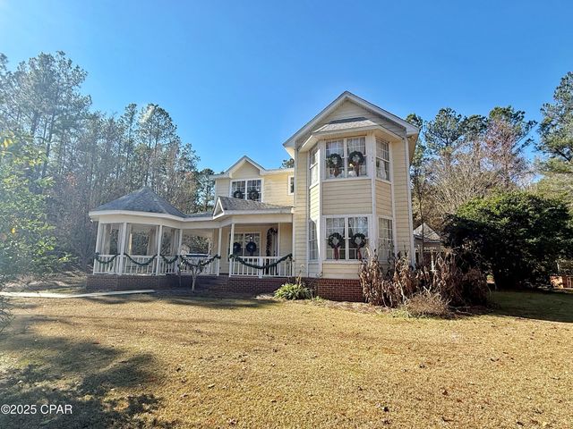 3243 5th Street, Marianna, FL 32446