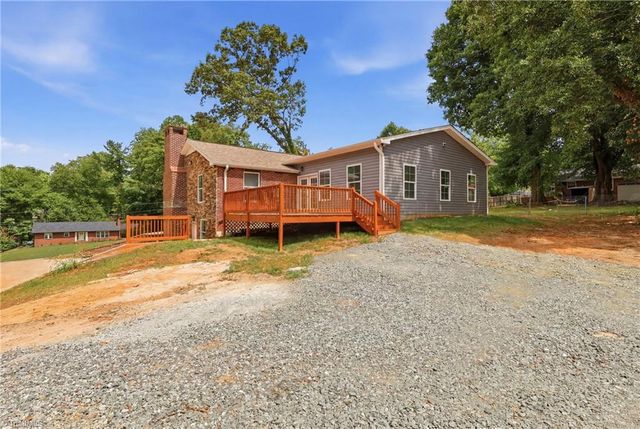 235 Quail Drive, Winston-salem, NC 27105