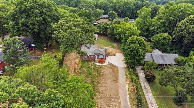 235 Quail Drive, Winston-salem, NC 27105