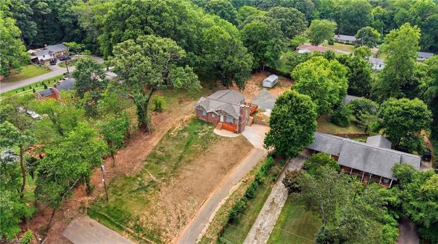 235 Quail Drive, Winston-salem, NC 27105