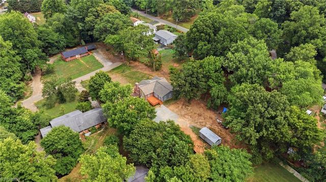 235 Quail Drive, Winston-salem, NC 27105