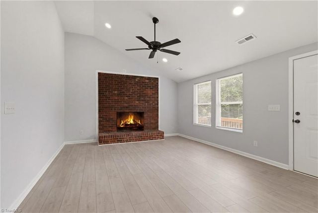 235 Quail Drive, Winston-salem, NC 27105