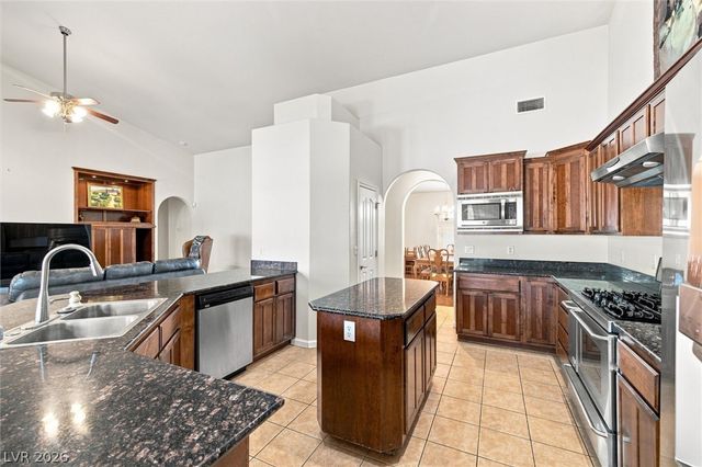 3521 South Twilight Avenue, Pahrump, NV 89048