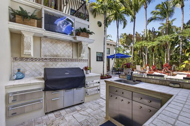3136 San Michele Drive, Palm Beach Gardens, FL 33418