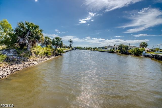 4128 NW 36th LN, Cape Coral, FL 33993