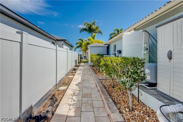 4128 NW 36th LN, Cape Coral, FL 33993