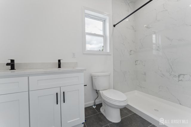910 Bergen Street 2, Newark, NJ 07112
