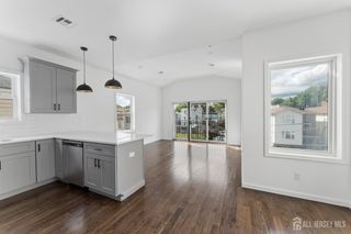 910 Bergen Street 2, Newark, NJ 07112