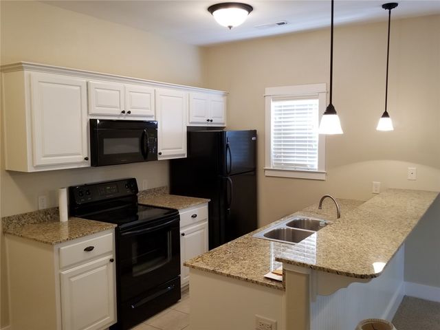 3164 N Barnsbury Terrace 101, Fayetteville, AR 72703