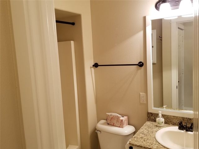 3164 N Barnsbury Terrace 101, Fayetteville, AR 72703